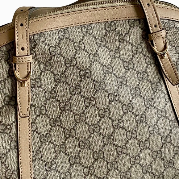 Authentic Gucci tote/shoulder bag in good condition! Large enough to hold iPad. - Picture 2 of 15